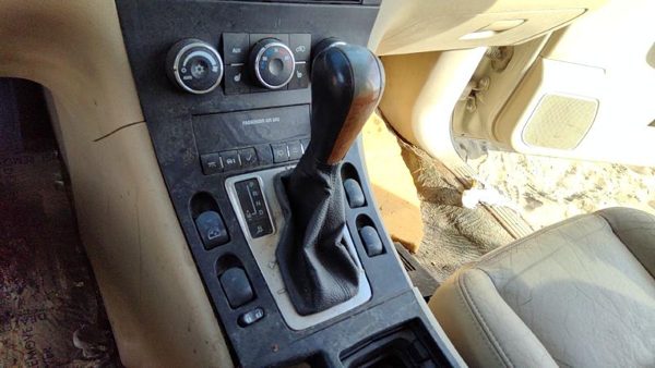07-09 Grand Vitara Xl-7 Floor Shifter Lever Assembly Automatic Transmission Tan — photo 3