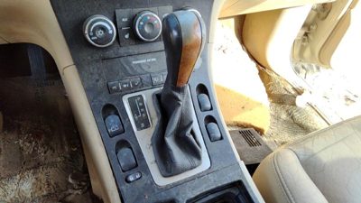 07-09 Grand Vitara Xl-7 Floor Shifter Lever Assembly Automatic Transmission Tan