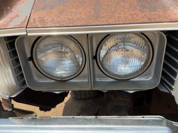 1974 Chevy Impala Passenger Right Head Light set with Trim Oem Front Lamp — photo 2