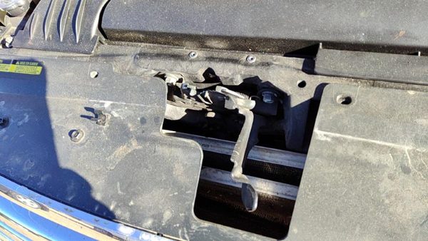 2007-2009 Nissan Altima Hood Latch Assembly With Bracket Oem 62500Ja000 — photo 1