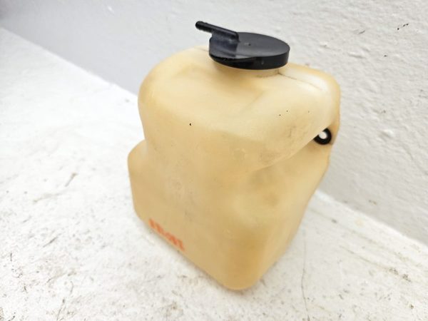 1976 Silverado C10 Windshield Washer Fluid Reservoir With Pump Oem Wiper Tank — photo 6