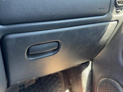 01 Chevy S10 Blazer Glove Box Assembly Complete Door With Latch Oem Graphite 12H