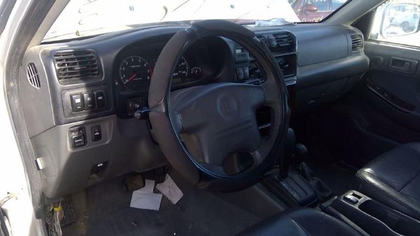 2002 Isuzu Rodeo — vehicle photo 4