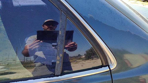 1998-2002 Honda Accord Driver Left Rear Vent Window Back Door Glass With Frame — photo 2