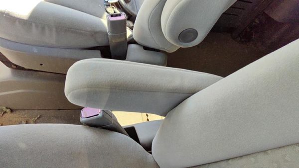 2005-2008 Chevy Uplander Driver Left Front Arm Rest Side Seat Oem Gray 17B — photo 1