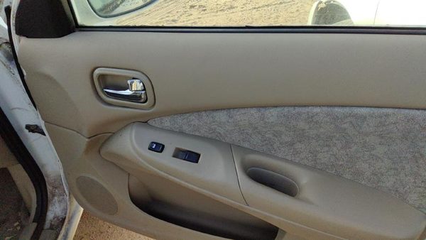 00-03 Nissan Sentra Passenger Right Front Door Trim Panel With Switches Sand H — photo 3