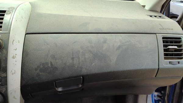 2009 10 Toyota Corolla Upper Glove Box Assembly Door With Latch Charcoal 17 — photo 1