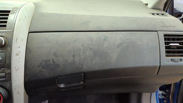 2009 10 Toyota Corolla Upper Glove Box Assembly Door With Latch Charcoal 17 — photo 2