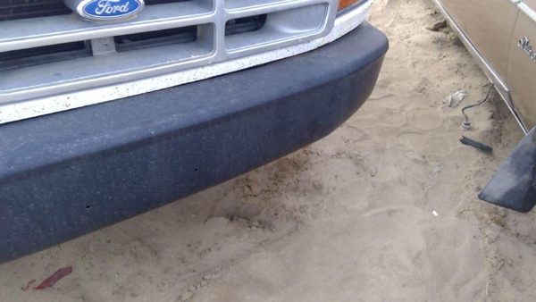 1992-1997 Ford F450 Front Bumper Assembly With Brackets Oem F2tz17757c — photo 7