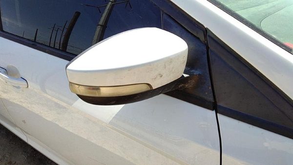12-14 Focus Ford Focus Passenger Right Power Side Mirror Door Mounted White Yz — photo 1