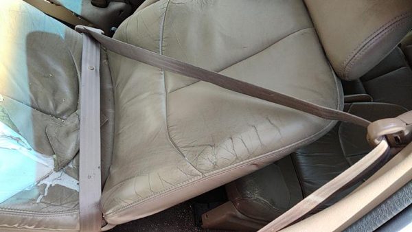 00 Town & Country Driver Left Front Seat Belt Retractor Oem Shoulder Tan — photo 1