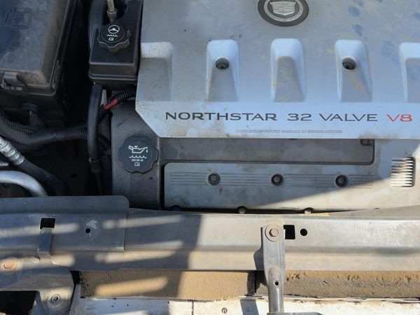 2003 Cadillac Seville Front Cylinder Head Assembly Oem 4.6L — photo 2