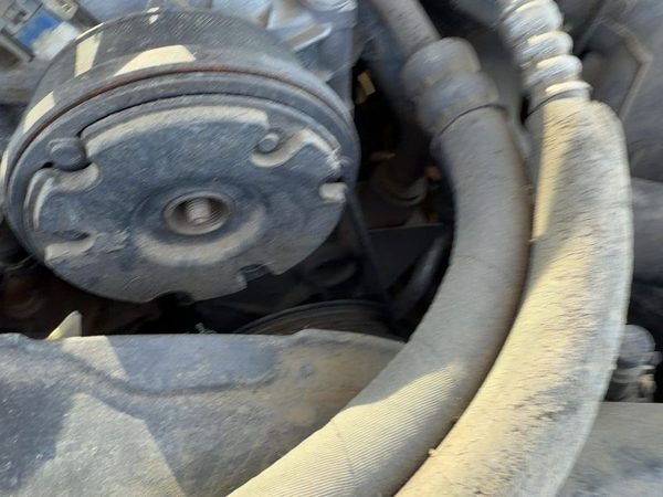 1996-2005 Chevy S10 Blazer Power Steering Pump Bracket OEM 4.3L 12554522 — photo 2