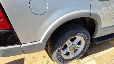 02 Ford Explorer Passenger Right Rear Wheel Flare Moulding Oem Back Silver Ts