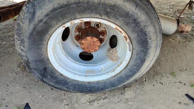 1996 Ford F350 Wheel 2
