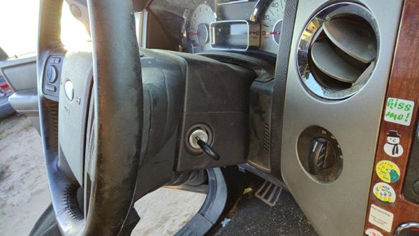 2008 Ford Expedition Steering Column — photo 4