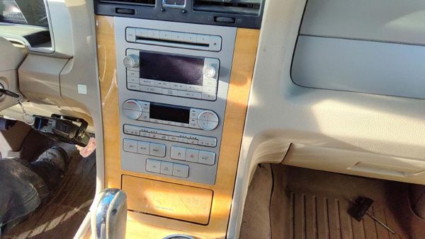 2007-2014 Lincoln Navigator Trim Bezel Around Radio Surround Dash Panel Oem — photo 5