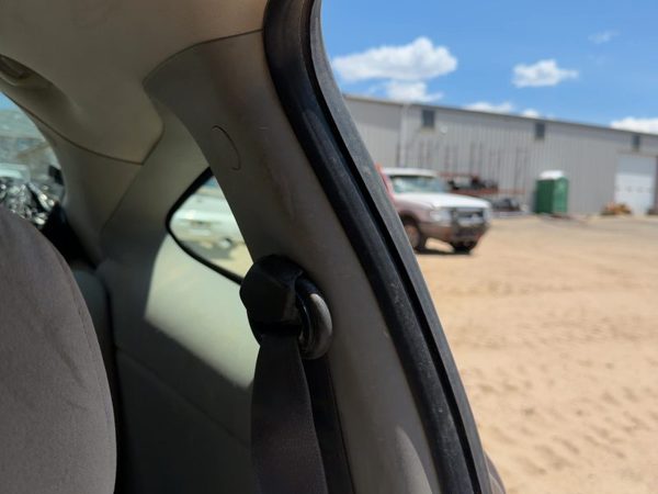 2005-2010 Chevy Cobalt Driver Left B-Pillar Trim Panel Oem — photo 2