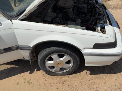 1986-1989 Honda Accord Lx Passenger Right Front Fender Oem White 3031267