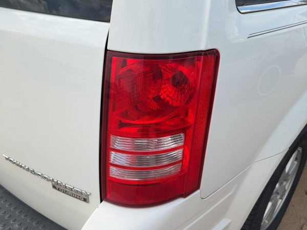 2008-2010 Chrysler Town & Country Passenger Right Tail Light Brake Lamp Oem Rear — photo 3