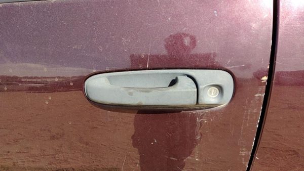 2003-2009 Dodge Ram 2500 Driver Left Front Outside Door Handle Oem Red 6Cf — photo 2