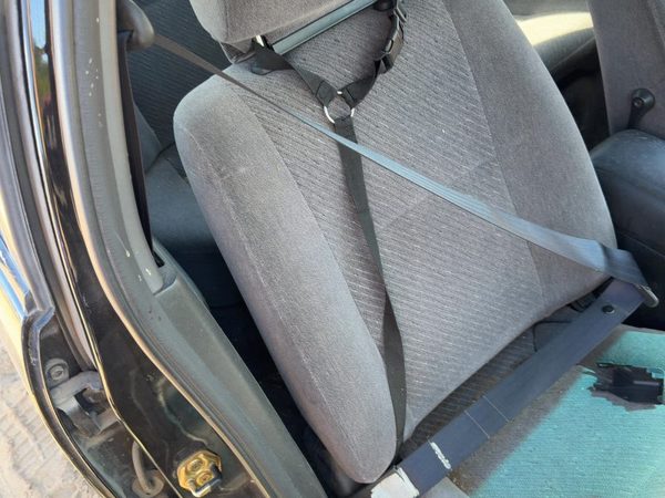 95-96 Nissan Maxima Passenger Right Front Seat Belt Retractor Oem Shoulder Black — photo 2