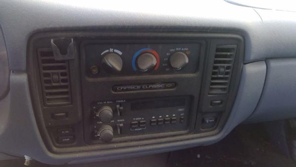 1994 Chevrolet Caprice Dash Panel Blue — photo 5