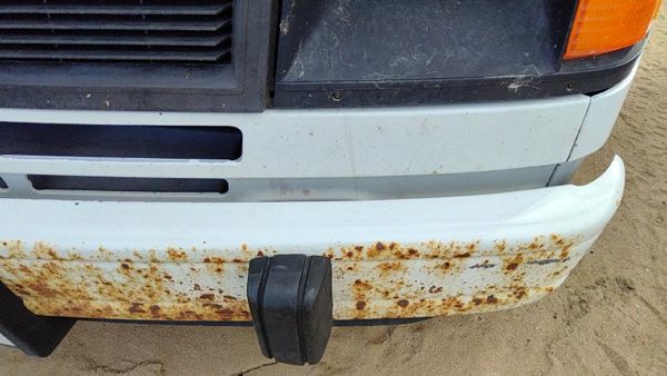 1985-1994 Gmc Safari Trim Strip Below Grille Oem White 14066714 — photo 2