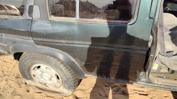 1994 Nissan Pathfinder Rear Door RH Black — photo 3