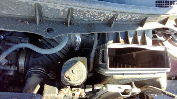 08-11 Nissan Rogue Complete Air Intake Cleaner Filter Box Housing With Tube 2.5l — photo 3