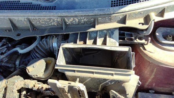 08-11 Nissan Rogue Complete Air Intake Cleaner Filter Box Housing With Tube 2.5l — photo 4