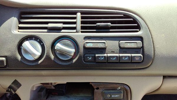 94-97 Honda Accord Temperature Control Module In Dash Heater Ac Head Unit Oem — photo 1