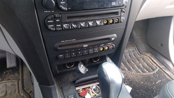 2007 Chrysler Pacifica Audio & Visual Equip.(radio) Dvd Player — photo 4