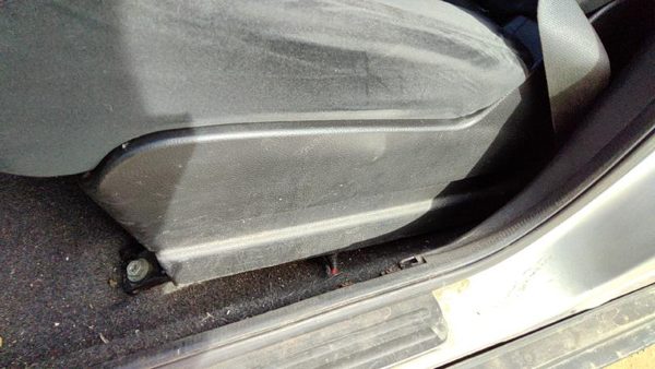 2007-2012 Nissan Versa Driver Left Side Seat Trim Panel Oem Charcoal G — photo 3
