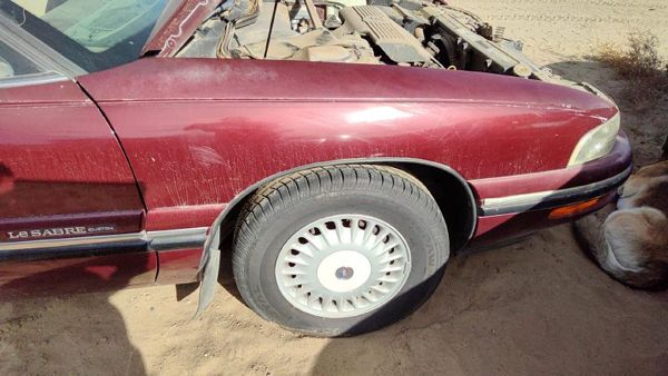1997-1999 Buick Lesabre Passenger Right Front Fender Oem 51B Bordeaux Red — photo 1
