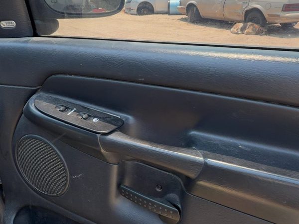 02 Ram 1500 Passenger Right Front Door Trim Panel With Switches Dark Gray V9Dv — photo 3