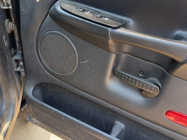 02 Ram 1500 Passenger Right Front Door Trim Panel With Switches Dark Gray V9Dv — photo 6