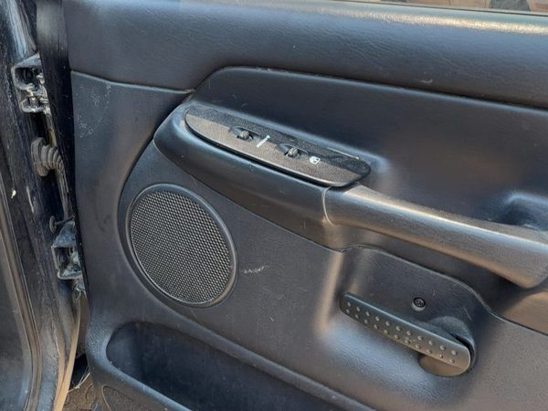 02 Ram 1500 Passenger Right Front Door Trim Panel With Switches Dark Gray V9Dv — photo 7