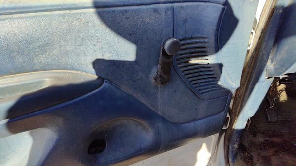 92-97 Ford F350 Driver Left Front Inside Door Trim Panel Manual Windows Blue — photo 6
