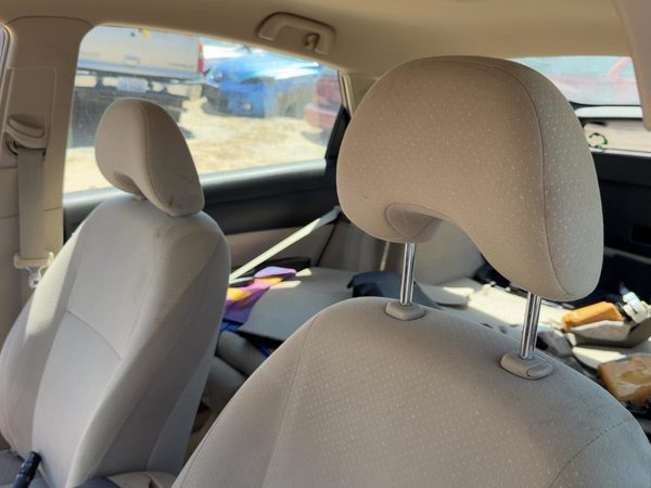 2004-2005 Toyota Prius Pair Of Front Headrests Oem Left Right Set Seat Tan 08 — photo 4