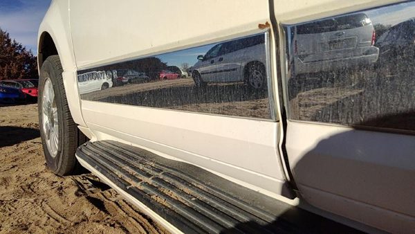 08 Navigator Driver Left Front Moulding From Door Trim Strip Pv White Chocolate — photo 5
