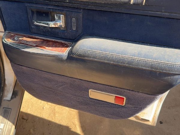 90-97 Town Car Passenger Right Rear Door Trim Panel With Switches Back Blue Dp — photo 2
