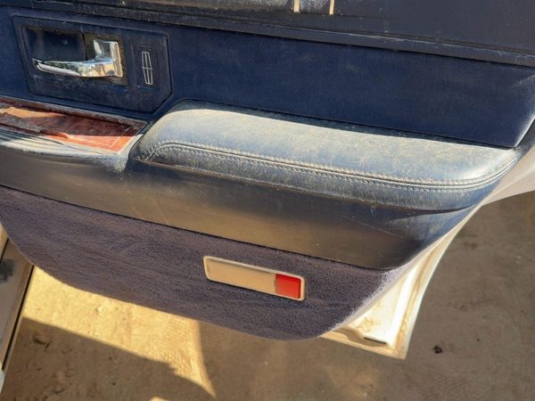 90-97 Town Car Passenger Right Rear Door Trim Panel With Switches Back Blue Dp — photo 6