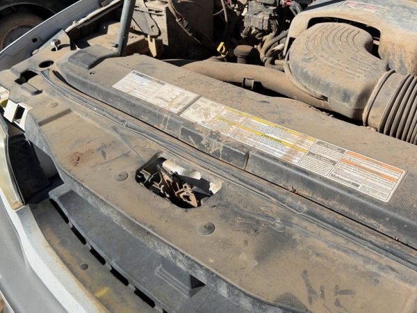 1998 Lincoln Navigator Radiator Support — photo 5