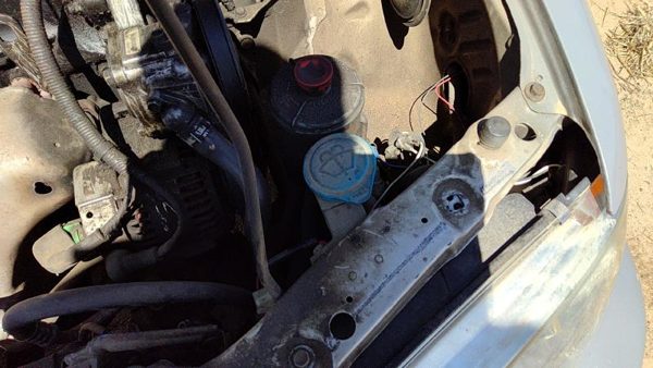 94-97 Honda Accord Windshield Washer Fluid Reservoir With Pump Oem Wiper Tank — photo 2