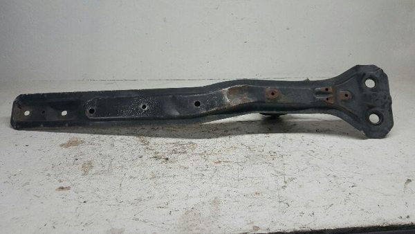 2006 Mitsubishi Endeavor Crossmember/cradle/undercarria Radiator Support To K — photo 6