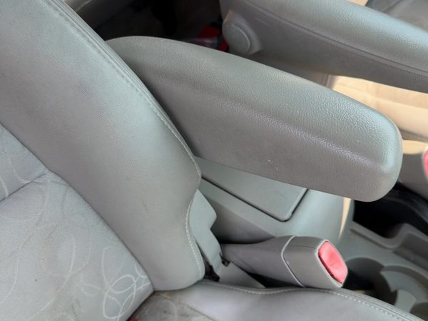 02-07 Saturn Vue Redline Passenger Right Front Arm Rest Side Seat Oem Gray 17D — photo 2