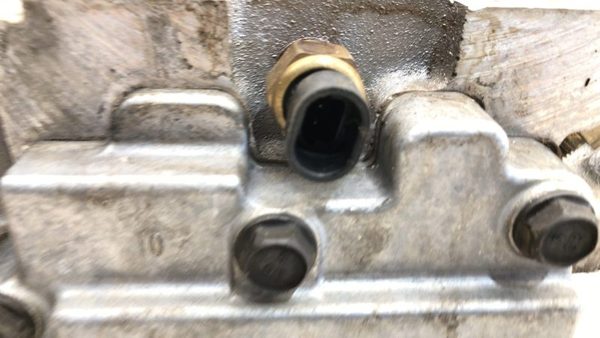 1993 Buick Park Ave Intake Manifold Oem 3.8L Supercharged 24502103 — photo 10