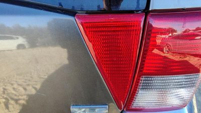 2004 Mitsubishi Endeavor Tail Light Assembly RH Reflector On Gate