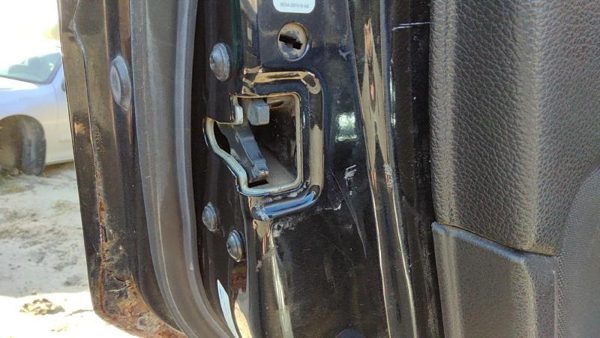 2006-2012 Ford Fusion Driver Left Rear Door Latch With Rods/Cables Oem Back — photo 2